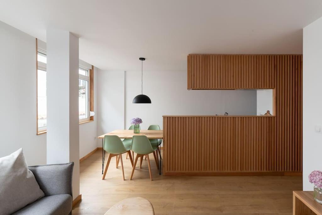 Ferreiros - Wood Design Apartments Puentedeume Exterior foto